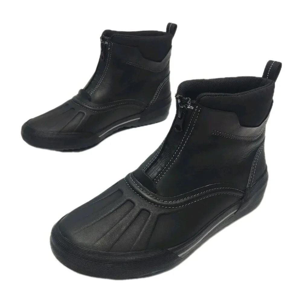 Clarks Collection Boots Black Waterproof Zip Women Sz 7.5 Duck Muck Ankle Flat